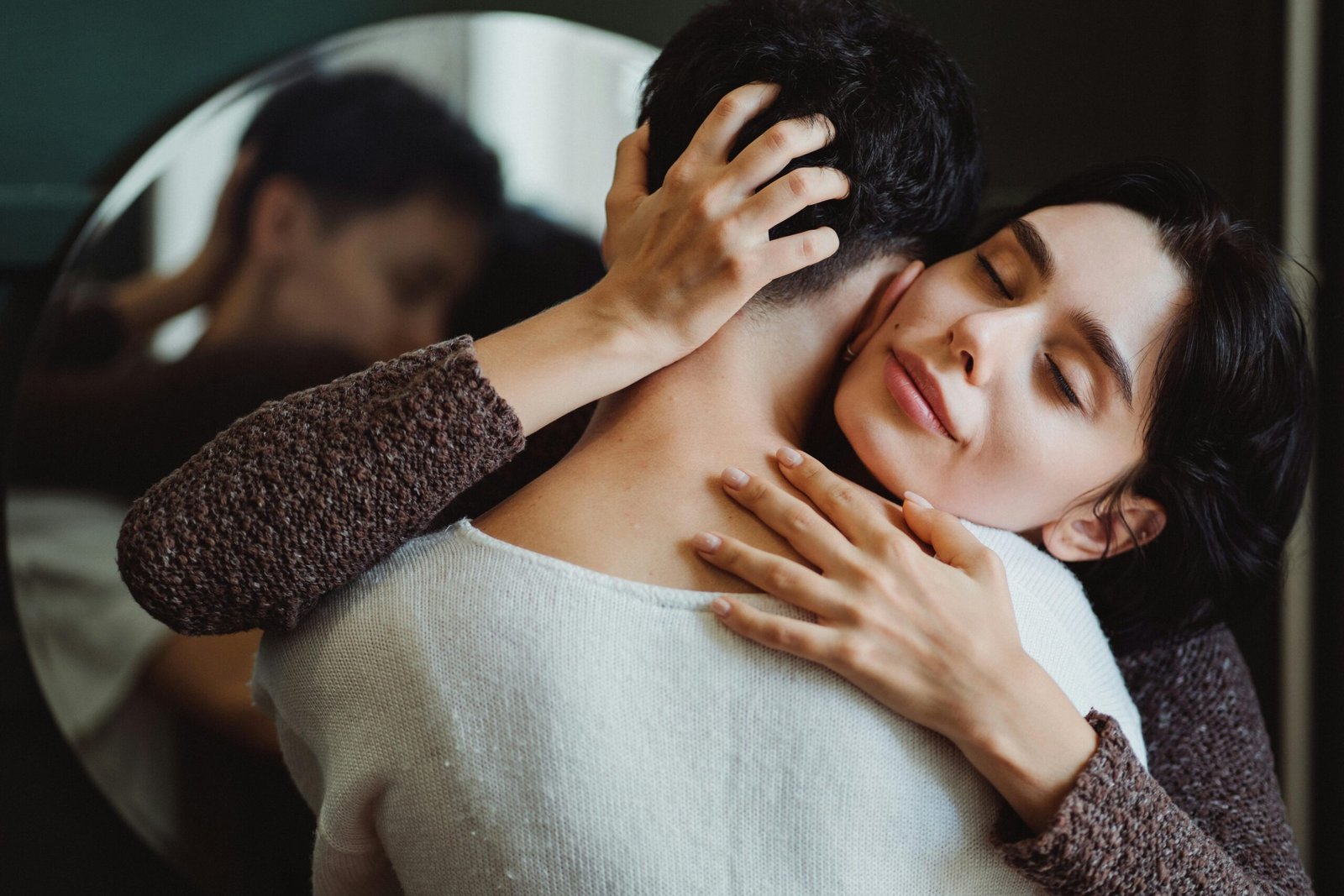 Understanding Sexuality, Intimacy, and Body Image: Your Guide to Finding Self-acceptance.